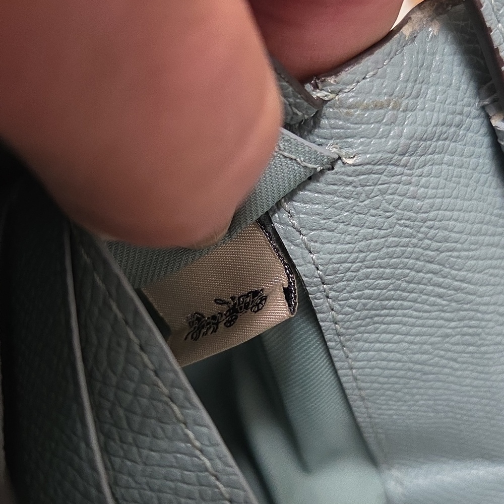 Coach Hayden Foldover Crossbody Clutch In Pebbled Leather In Cloud - Picture 7 of 11